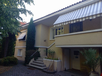 Maison a louer lyon-4e-arrondissement - 7 pièce(s) - 250 m2 - Surfyn