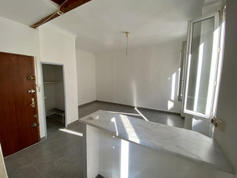 Appartement a louer marseille-6e-arrondissement - 1 pièce(s) - 24 m2 - Surfyn