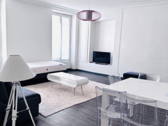 Appartement a louer paris-1er-arrondissement - 3 pièce(s) - 71 m2 - Surfyn