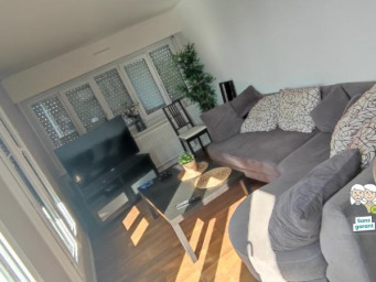 Appartement 5 pièce(s) 94 m²à louer Evry