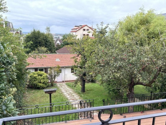 Maison a louer paris-8e-arrondissement - 5 pièce(s) - 125 m2 - Surfyn