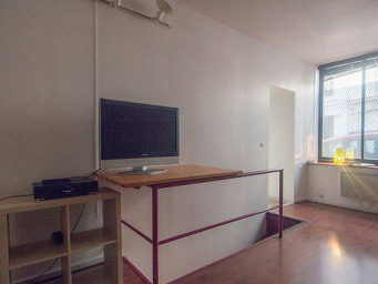 Appartement a louer paris-10e-arrondissement - 3 pièce(s) - 63 m2 - Surfyn