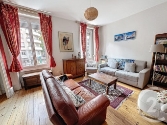 Appartement 365 000 € - 82 m²