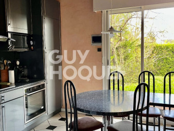 Maison a louer vaulx-en-velin - 6 pièce(s) - 184 m2 - Surfyn