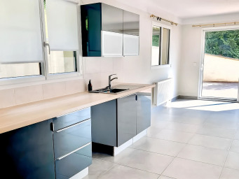 Maison a louer saint-cyr-l'ecole - 7 pièce(s) - 136 m2 - Surfyn