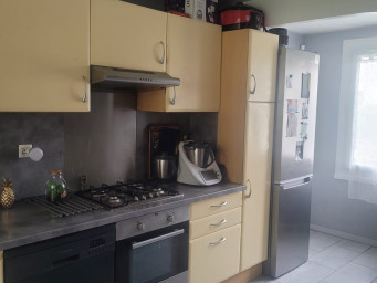 Maison a louer plaisir - 5 pièce(s) - 95 m2 - Surfyn