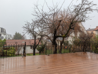 Maison a louer paris-17e-arrondissement - 8 pièce(s) - 170 m2 - Surfyn