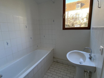 Maison a louer chartres - 4 pièce(s) - 90.95 m2 - Surfyn