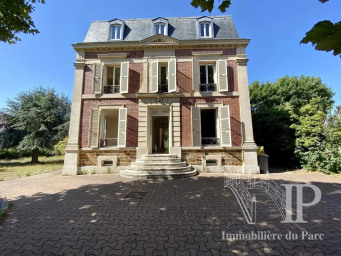 Maison a louer levallois-perret - 10 pièce(s) - 285.05 m2 - Surfyn