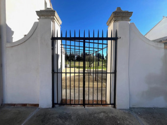 Maison a louer arles - 4 pièce(s) - 143 m2 - Surfyn