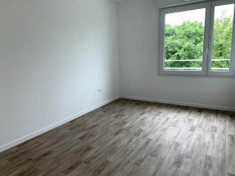 Appartement a louer saint-ouen-l'aumone - 2 pièce(s) - 47 m2 - Surfyn