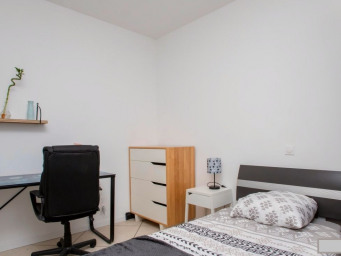 Maison a louer vitry-sur-seine - 10 pièce(s) - 0 m2 - Surfyn