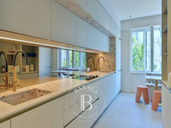 Appartement 1 180 000 € - 157 m²