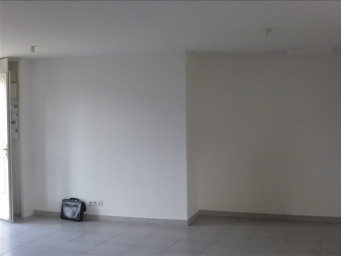 Maison a louer persan - 4 pièce(s) - 83 m2 - Surfyn