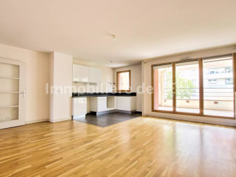 Appartement 375 000 € - 92 m²