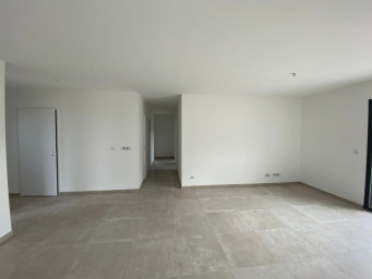 Maison a louer romans-sur-isere - 5 pièce(s) - 104 m2 - Surfyn