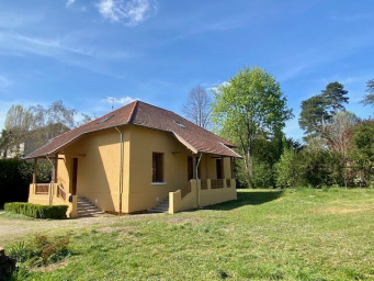 Maison a louer tassin-la-demi-lune - 9 pièce(s) - 159 m2 - Surfyn