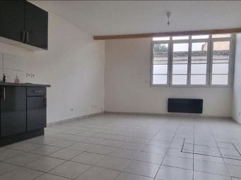 Appartement 4 pièce(s) 0 m²à louer Begles