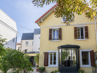 Maison a louer asnieres-sur-seine - 7 pièce(s) - 150.77 m2 - Surfyn