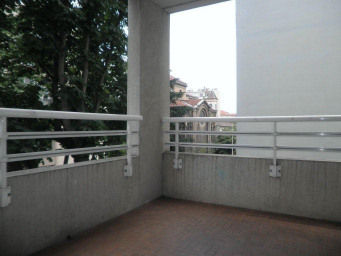 Appartement a louer lyon-8e-arrondissement - 3 pièce(s) - 69.4 m2 - Surfyn