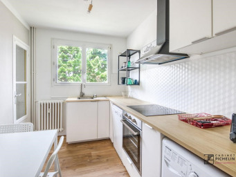 Appartement a louer saint-sebastien-sur-loire - 5 pièce(s) - 85 m2 - Surfyn