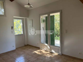 Appartement a louer arles - 2 pièce(s) - 30.26 m2 - Surfyn