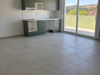 Appartement a louer marseille-11e-arrondissement - 4 pièce(s) - 79 m2 - Surfyn