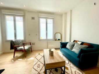 Appartement a louer paris-20e-arrondissement - 2 pièce(s) - 65 m2 - Surfyn