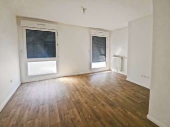 Appartement a louer saint-cyr-l'ecole - 2 pièce(s) - 48.4 m2 - Surfyn