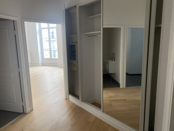 Appartement a louer paris-1er-arrondissement - 3 pièce(s) - 93.95 m2 - Surfyn