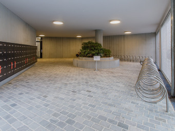 Appartement a louer paris-18e-arrondissement - 2 pièce(s) - 45.4 m2 - Surfyn