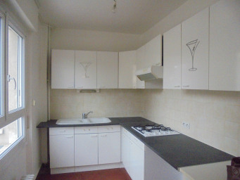 Appartement a louer beauvais - 3 pièce(s) - 80 m2 - Surfyn