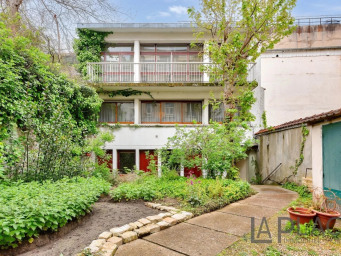 Maison 5 pièce(s) 151.45 m²à vendre Paris-14e-arrondissement