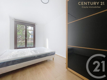 Appartement a louer puteaux - 3 pièce(s) - 63.7 m2 - Surfyn