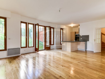 Maison a louer paris-1er-arrondissement - 5 pièce(s) - 155 m2 - Surfyn