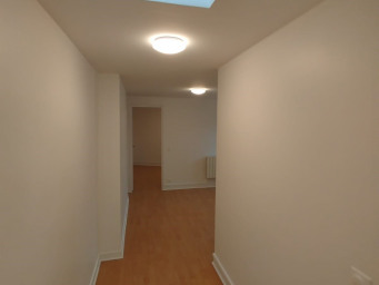 Appartement a louer paris-17e-arrondissement - 2 pièce(s) - 34.06 m2 - Surfyn