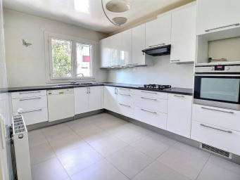 Maison a louer viry-chatillon - 6 pièce(s) - 155.44 m2 - Surfyn