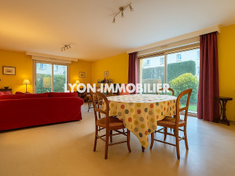 Appartement 450 000 € - 151 m²