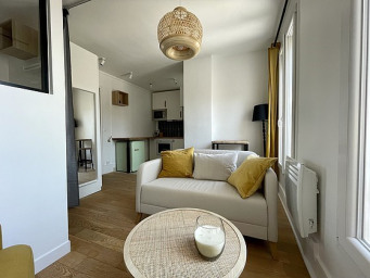 Appartement 1 pièce(s) 23 m²à louer Paris-10e-arrondissement