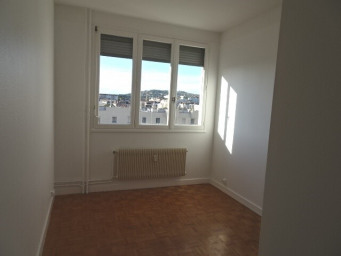 Appartement a louer villefranche-sur-saone - 3 pièce(s) - 56.77 m2 - Surfyn