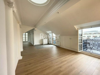 Appartement a louer paris-2e-arrondissement - 2 pièce(s) - 66.8 m2 - Surfyn