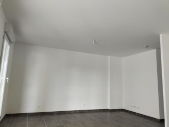 Appartement a louer marseille-12e-arrondissement - 1 pièce(s) - 33 m2 - Surfyn
