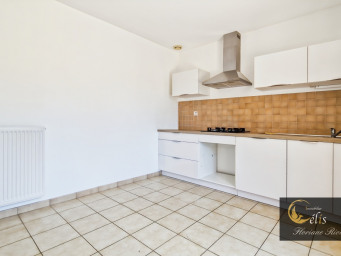 Maison a louer bourgoin-jallieu - 3 pièce(s) - 77.36 m2 - Surfyn