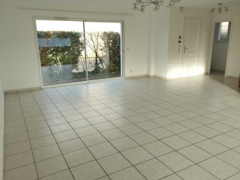 Maison a louer meyzieu - 5 pièce(s) - 129 m2 - Surfyn