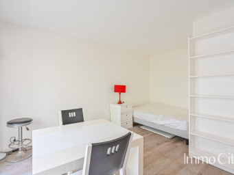 Appartement a louer  - 1 pièce(s) - 26.06 m2 - Surfyn