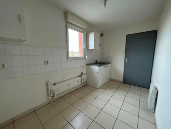 Appartement a louer persan - 3 pièce(s) - 60 m2 - Surfyn