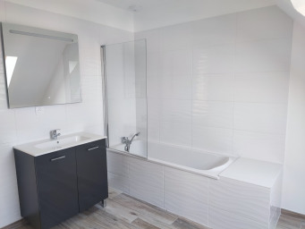 Maison a louer saint-brieuc - 5 pièce(s) - 105 m2 - Surfyn