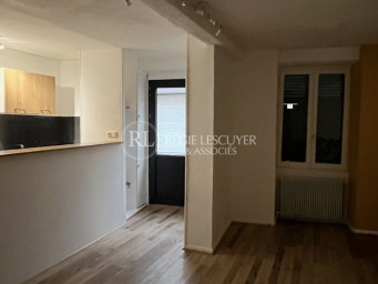 Maison a louer  - 5 pièce(s) - 88 m2 - Surfyn