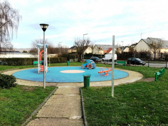 Appartement a louer saint-etienne-du-rouvray - 4 pièce(s) - 0 m2 - Surfyn