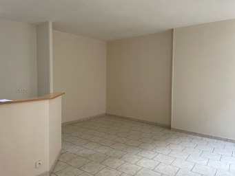 Appartement 3 pièce(s) 52 m²à louer Lisieux